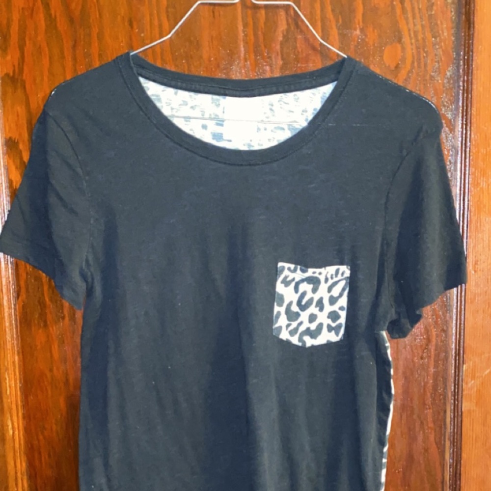 Pink Victoria’s Secret T-Shirt.